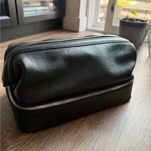 Quince Italian Leather Dual Compartment Toiletry Bag
